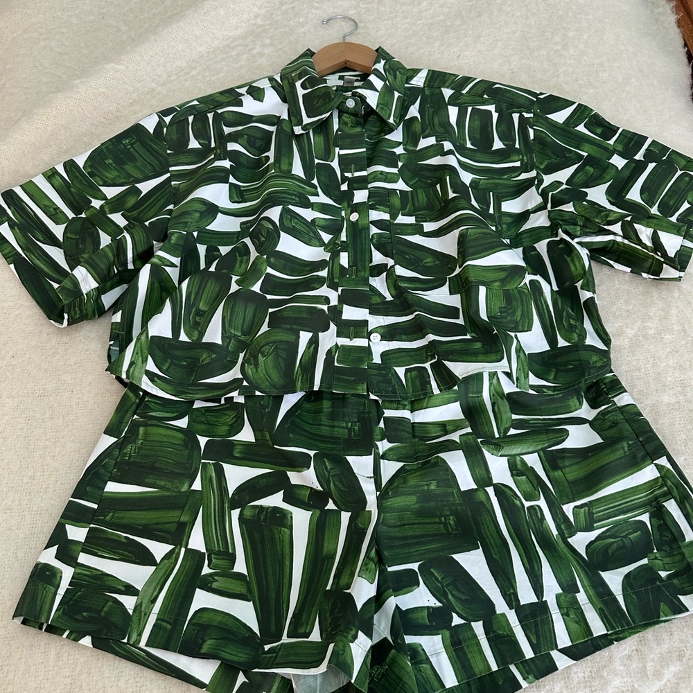Banana Republic Leaf Print Shirt and Shorts Set